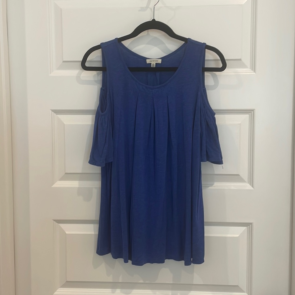 Max Studio “cold shoulder” top